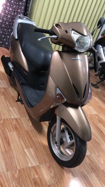 Honda Lead Fi 2010 bstp Vàng - đồng. Mua bán Xe máy tại Huyện Hóc Môn Tp Hồ Chí Minh được đăng bởi Ngôi nhà hạnh phúc hình 1