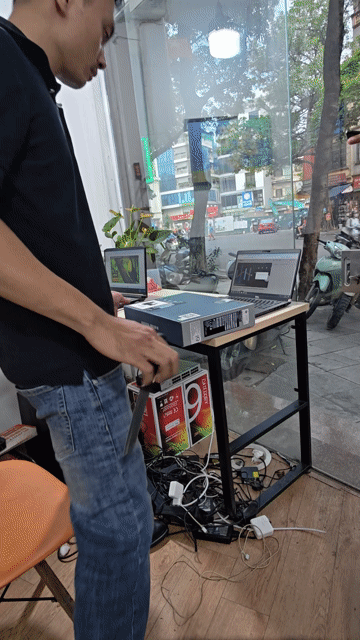 Asus Zenbook Core Ultra 9 285H Ngon. Mua bán Laptop tại Quận Hai Bà Trưng Hà Nội được đăng bởi Cao Nguyen Van hình 1