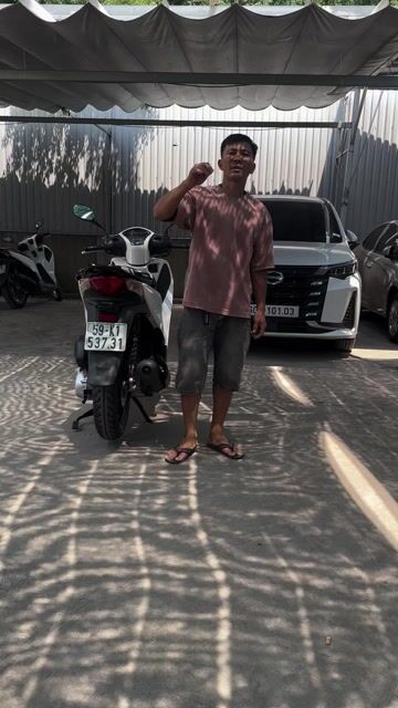 Honda SH 150 2013 Trắng đen. Mua bán Xe máy tại Quận Tân Phú Tp Hồ Chí Minh được đăng bởi nguyên xuan thinh hình 1