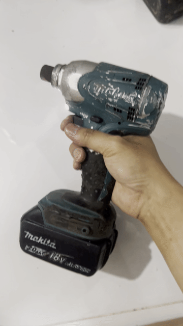 Máy khoan dùng pin Makita TD 130 Xanh Đen Bạc. Mua bán Nội thất, đồ gia dụng khác tại Quận 3 Tp Hồ Chí Minh được đăng bởi Phát Nguyễn hình 1