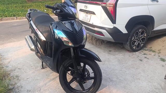 Honda SH màu Đen. Mua bán Xe máy tại Quận Bình Tân Tp Hồ Chí Minh được đăng bởi Trại gà tân tạo hình 1