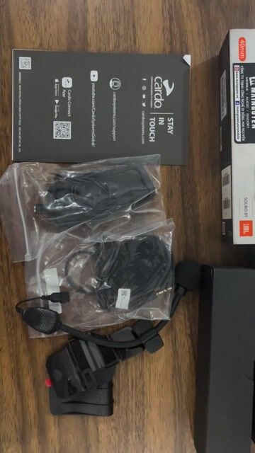 Bộ phụ kiện Cardo Packtalk Edge JBL 40mm. Mua bán Phụ kiện thời trang khác tại Quận Cẩm Lệ Đà Nẵng được đăng bởi Hoàng Huyền Cơ hình 1