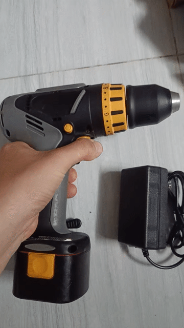 Khoan pin National EZ7048Z 12V Nhật Bản Đã sử dụng. Mua bán Nội thất, đồ gia dụng khác tại Huyện Đức Hòa Long An được đăng bởi Tiến Võ hình 1