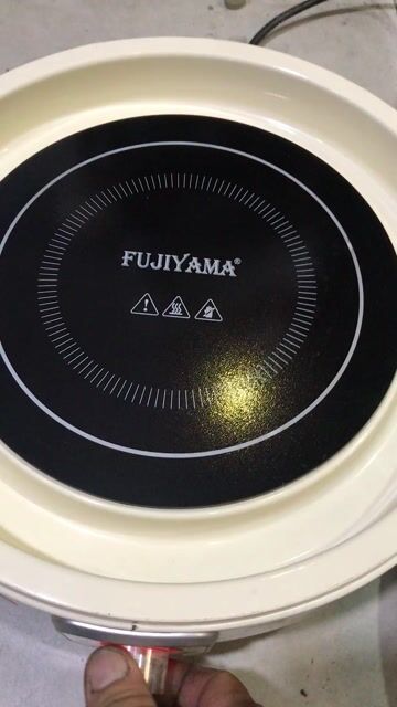 Bếp điện hồng ngoại Fujiyama FMG-X2003 Trắng. Mua bán Bếp, lò, đồ điện nhà bếp tại Quận 7 Tp Hồ Chí Minh được đăng bởi Phạm Hưng 1982 Q7 Đồ cũ Bao Sài  hình 1