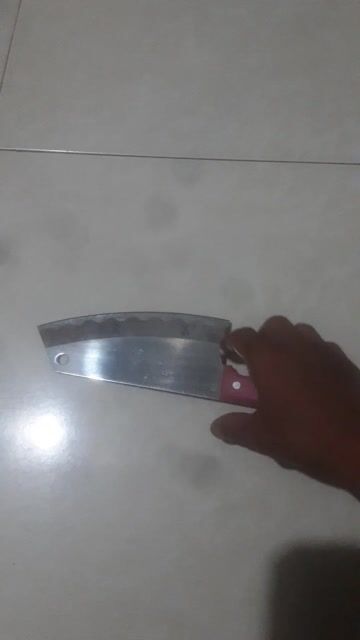 Dao chặt Thép không gỉ Đỏ. Mua bán Dụng cụ nhà bếp tại Thành phố Buôn Ma Thuột Đắk Lắk được đăng bởi phạm danh hình 1