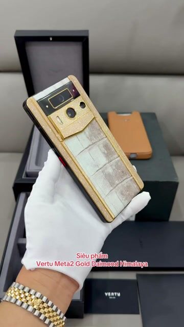 Vertu Meta2 Gold Full Daimond Hinalaya Fullset New. Mua bán Điện thoại tại Thành phố Thủ Đức Tp Hồ Chí Minh được đăng bởi Trung Vertu hình 1