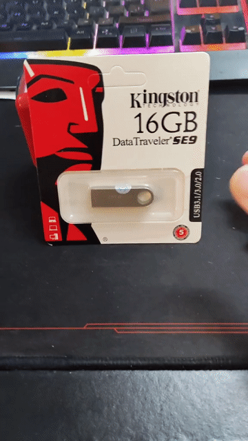 USB Kingston DataTraveler SE9. Mua bán Phụ kiện (Màn hình, Chuột...) tại Huyện Châu Đức Bà Rịa - Vũng Tàu được đăng bởi Long Shop hình 1