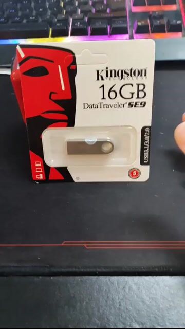 USB Kingston DataTraveler SE9. Mua bán Phụ kiện (Màn hình, Chuột...) tại Huyện Châu Đức Bà Rịa - Vũng Tàu được đăng bởi Long Shop hình 1