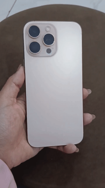 iPhone 16 Pro Max 256GB Vàng Hồng, Bảo Hành. Mua bán Điện thoại tại Thị xã Bến Cát Bình Dương được đăng bởi Tiệm Hoa Nụ TầmXuân hình 1