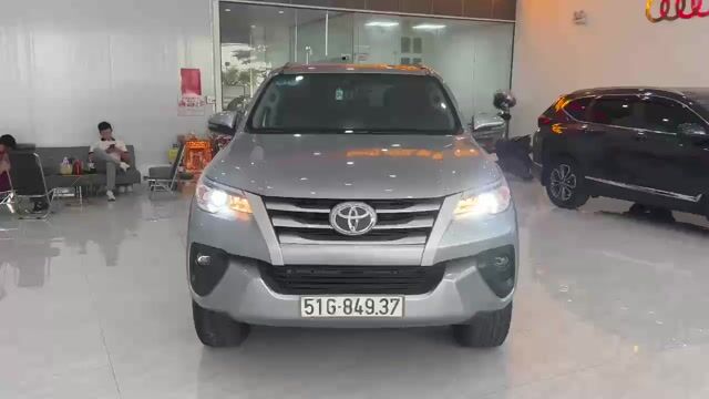 Toyota Fortuner 2.4G MT 2018, Đi 49.000km, Như Mới. Mua bán Ô tô tại Thành phố Biên Hòa Đồng Nai được đăng bởi Tuấn Ô Tô Cũ Sài Gòn hình 1