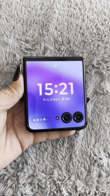 Motorola Razr 50 Ultra 256GB 2Sim. Màu Xanh Đen. Mua bán Điện thoại tại Quận Bình Tân Tp Hồ Chí Minh được đăng bởi Hoàng Anh hình 1
