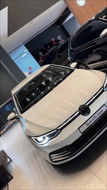 Volkswagen Golf Trắng. Mua bán Ô tô tại Quận 5 Tp Hồ Chí Minh được đăng bởi Kim Loan Volkswagen Golden  hình 1