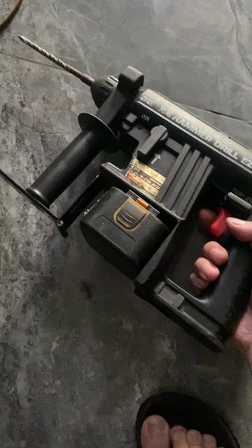 Khoan bê tông National EZ6811 pin 7.2V-24V. Mua bán Đồ chuyên dụng, Giống nuôi trồng tại Huyện Bình Xuyên Vĩnh Phúc được đăng bởi Khánh hình 1