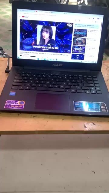 Asus gen4 pin4h 2G 500G 14' mới99% chưa bung tem. Mua bán Laptop tại Quận 8 Tp Hồ Chí Minh được đăng bởi Lê Công Hậu hình 1