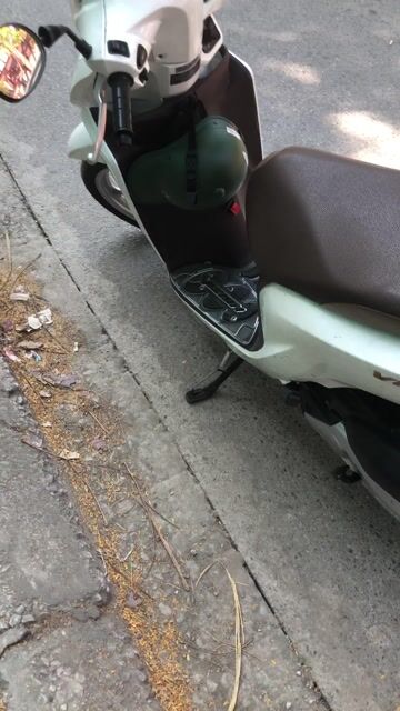 Honda Vision 2018 Trắng 40000 km. Mua bán Xe máy tại Quận Dương Kinh Hải Phòng được đăng bởi Mr tho hình 1