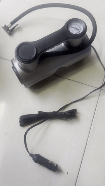 Bơm lốp ô tô màu Xám. Mua bán Phụ tùng xe tại Quận Gò Vấp Tp Hồ Chí Minh được đăng bởi Đồ lạ là Tí bán  hình 1