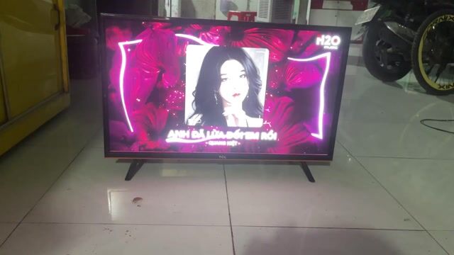 Tivi TCL 32 inch Lỗi màn hình. Mua bán Tivi, Âm thanh tại Thị xã Tân Uyên Bình Dương được đăng bởi Liên Trương hình 1