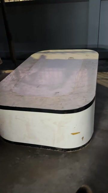 cần bán or đổi sang tủ quần áo. Mua bán Bàn ghế tại Thị xã Gò Công Tiền Giang được đăng bởi Nguyễn Lee hình 1