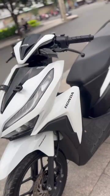 Honda Vario 125 2022 Trắng Đen 9000km. Mua bán Xe máy tại Quận 11 Tp Hồ Chí Minh được đăng bởi Hưng Từ hình 1