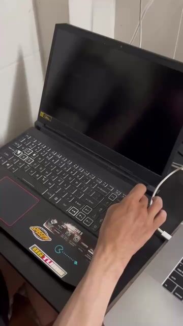 Acer Nitro AN515-55 i5-10300H 8GB. Mua bán Laptop tại Quận Gò Vấp Tp Hồ Chí Minh được đăng bởi Khắc cường nguyễn hình 1