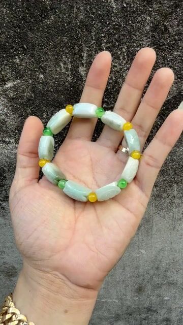 Vòng tay Cẩm thạch Nam Phong thủy. Mua bán Phụ kiện thời trang khác tại Quận Sơn Trà Đà Nẵng được đăng bởi Mr Bin Jewelry hình 1