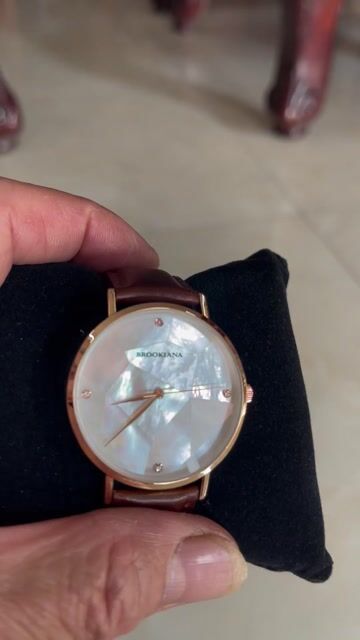 Đồng hồ đeo tay BROOKIANA dây da Nâu. Mua bán Đồng hồ tại Huyện Chương Mỹ Hà Nội được đăng bởi Nguyễn Ngọc Thảo hình 1