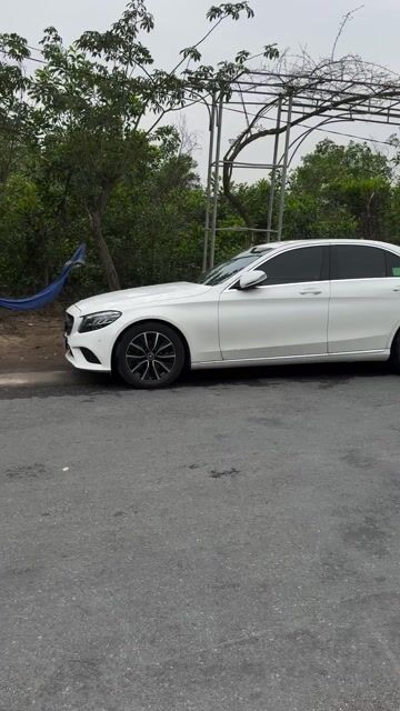 Nghệ An bán mercedes c200 advangate chạy hơn 3vạn. Mua bán Ô tô tại Thành phố Vinh Nghệ An được đăng bởi lee nguyen  hình 1