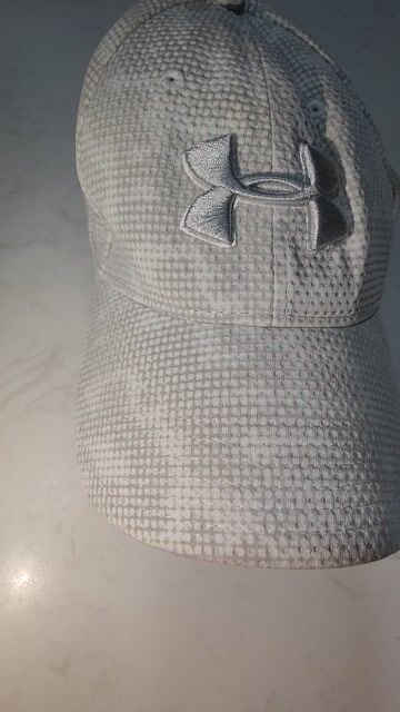 🔴 mới 100% nón thời trang chính hãng under armour. Mua bán Phụ kiện thời trang khác tại Thành phố Thủ Đức Tp Hồ Chí Minh được đăng bởi tuan hình 1