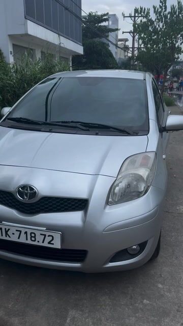 Toyota Yaris Bạc 5 chỗ Số tự động. Mua bán Ô tô tại Huyện Nhà Bè Tp Hồ Chí Minh được đăng bởi Tran hai hình 1