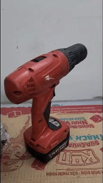Khoan pin KEYANG 14.4V Đỏ 13 ly. Mua bán Nội thất, đồ gia dụng khác tại Huyện Châu Thành Sóc Trăng được đăng bởi Máy Khoan Máy Mài Hàng Bãi  Chợ Trà Quýt  hình 1