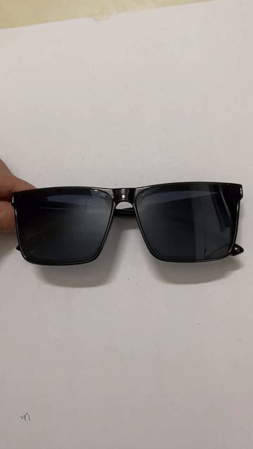 Kính râm thời trang chống chói chống UV 400. Mua bán Phụ kiện thời trang khác tại Quận Thanh Khê Đà Nẵng được đăng bởi Sản phẩm giá tốt hình 1