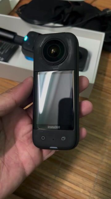 Insta360 X3. Mua bán Máy ảnh, Máy quay tại Quận Nam Từ Liêm Hà Nội được đăng bởi Nguyễn Châu Long hình 1