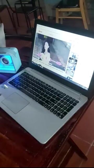 Laptop Asus i5 8GB/SSD Đen. Mua bán Laptop tại Thành phố Thủ Dầu Một Bình Dương được đăng bởi Duc Hoang hình 1