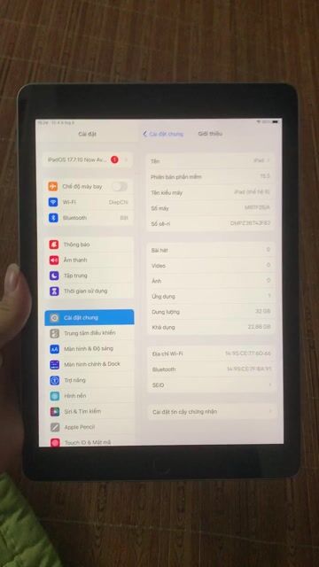 Apple iPad (thế hệ 6) 32GB Bạc wifi. Mua bán Máy tính bảng tại Quận Bắc Từ Liêm Hà Nội được đăng bởi Trần Đào Thiên Minh hình 1