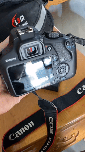 Canon EOS 1200D Kit 18-55mm IS II chỉ 2k shot. Mua bán Máy ảnh, Máy quay tại Quận 12 Tp Hồ Chí Minh được đăng bởi Tuấn Kiệt hình 1