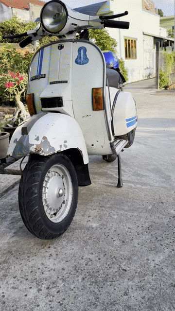Piaggio Vespa Trắng. Mua bán Xe máy tại Thành phố Mỹ Tho Tiền Giang được đăng bởi Mai Ngọc Hiếu hình 1