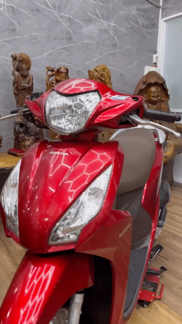 Honda Vision 2018 dàn áo liền lạc, máy êm. Mua bán Xe máy tại Quận 7 Tp Hồ Chí Minh được đăng bởi Xe Cũ Hiếu CT hình 1