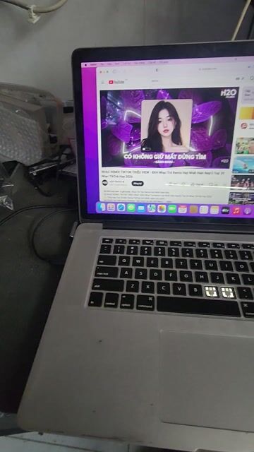 Apple MacBook Pro 2015 i7 16GB/256GB. Mua bán Laptop tại Quận 4 Tp Hồ Chí Minh được đăng bởi Phong Ka hình 1