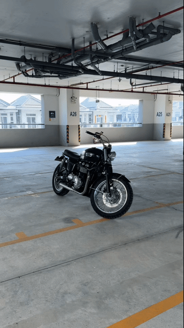 Triumph T100 classic. Mua bán Xe máy tại Quận 7 Tp Hồ Chí Minh được đăng bởi PHONG ĐẶNG hình 1