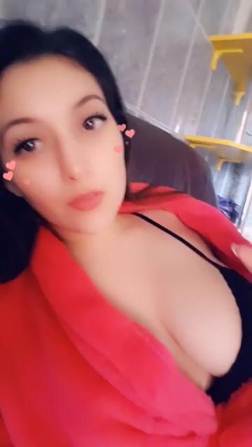 Model - Steph bigtits