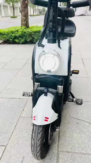 Xe đạp điện Swift màu Trắng. Mua bán Xe điện tại Quận Nam Từ Liêm Hà Nội được đăng bởi Bùi Anh Dũng hình 1