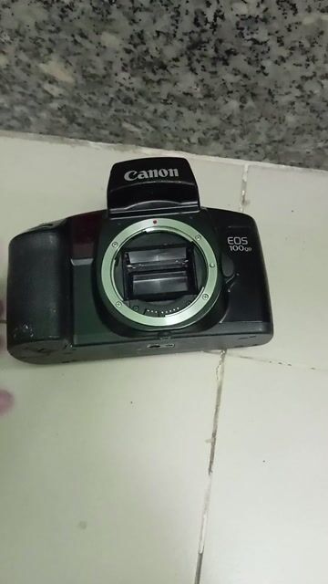 Máy ảnh Canon EOS 100QD Đen. Mua bán Máy ảnh, Máy quay tại Quận 7 Tp Hồ Chí Minh được đăng bởi Huệ Mẫn  hình 1
