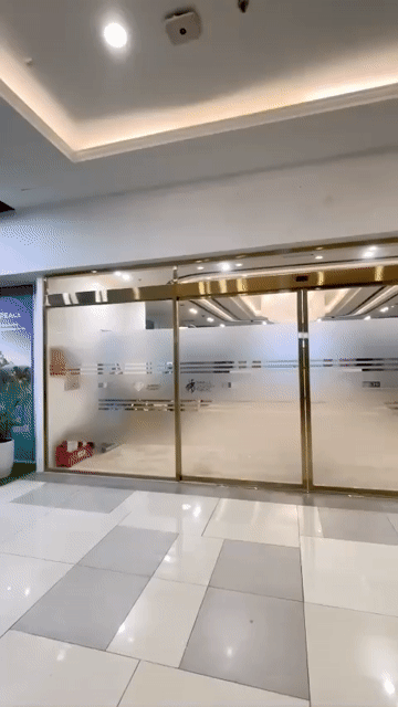 Cho thuê Văn phòng, Mặt bằng kinh doanh Khu Đô Thị Vinhomes Royal City Quận Thanh Xuân Hà Nội diện tích 260 m² giá 125 triệu/tháng