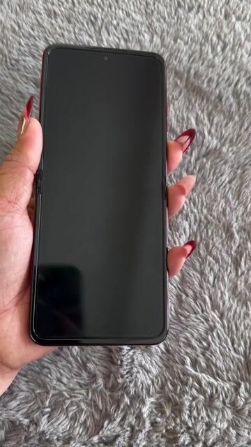 Motorola Razr 50 Ultra ram 12/256GB. Màu Hồng. Mua bán Điện thoại tại Quận Bình Tân Tp Hồ Chí Minh được đăng bởi Hoàng Anh hình 1