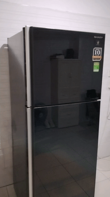 Tủ lạnh Sharp Inverter 397L mới 95%. Mua bán Tủ lạnh tại Thành phố Thủ Đức Tp Hồ Chí Minh được đăng bởi Long hình 1