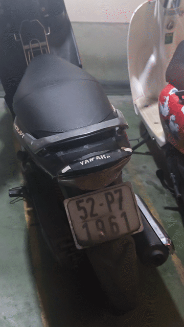 Yamaha Nouvo 125cc Đỏ đen. Mua bán Xe máy tại Quận 3 Tp Hồ Chí Minh được đăng bởi Adrian Lee hình 1