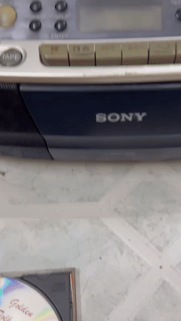 SONY CFD-S03CP máy xưa sưu tầm. Mua bán Đồ sưu tầm, đồ cổ tại Quận Phú Nhuận Tp Hồ Chí Minh được đăng bởi hòa 9 hình 1