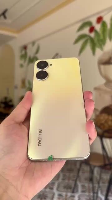 Realme V30 8GB/256GB Vàng nhạt. Mua bán Điện thoại tại Quận Gò Vấp Tp Hồ Chí Minh được đăng bởi Oppo Giá Tốt hình 1