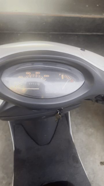 Honda Spacy 100 2003 - Máy zin chưa bổ. Mua bán Xe máy tại Quận Long Biên Hà Nội được đăng bởi Lê Văn Báu hình 1
