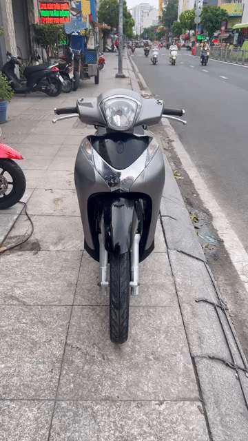 Honda SH Mode 2016 Xám. Mua bán Xe máy tại Quận Tân Phú Tp Hồ Chí Minh được đăng bởi Tuanduy hình 1